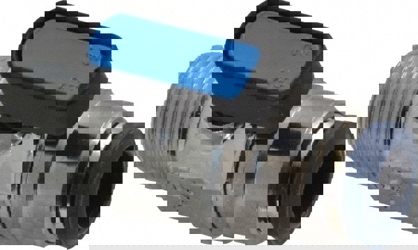 Standard Manual Ball Valve: 3/8